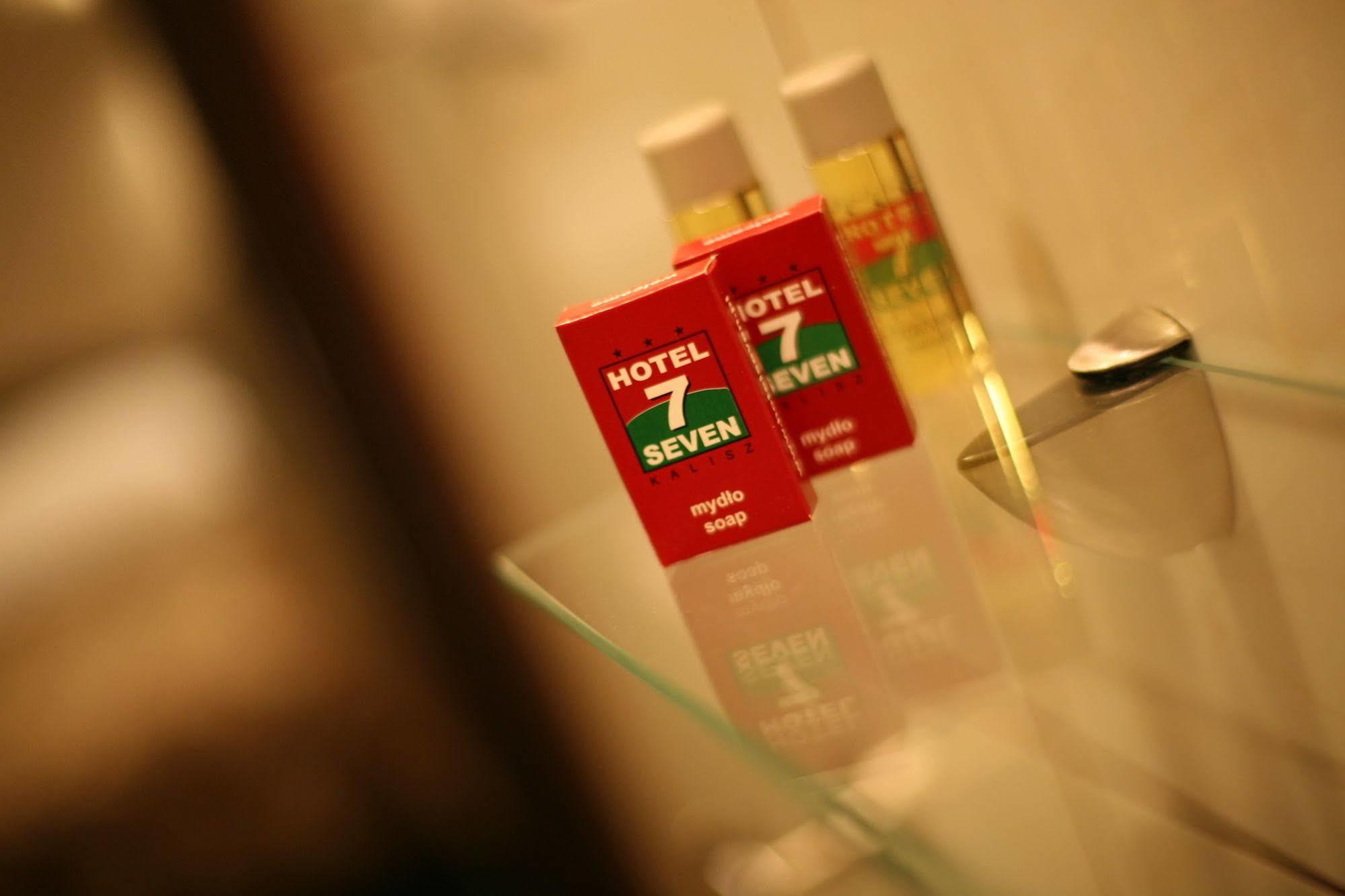 Hotel Seven 7 Kaliszki Dış mekan fotoğraf