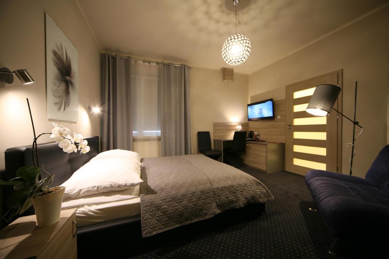 Hotel Seven 7 Kaliszki Dış mekan fotoğraf
